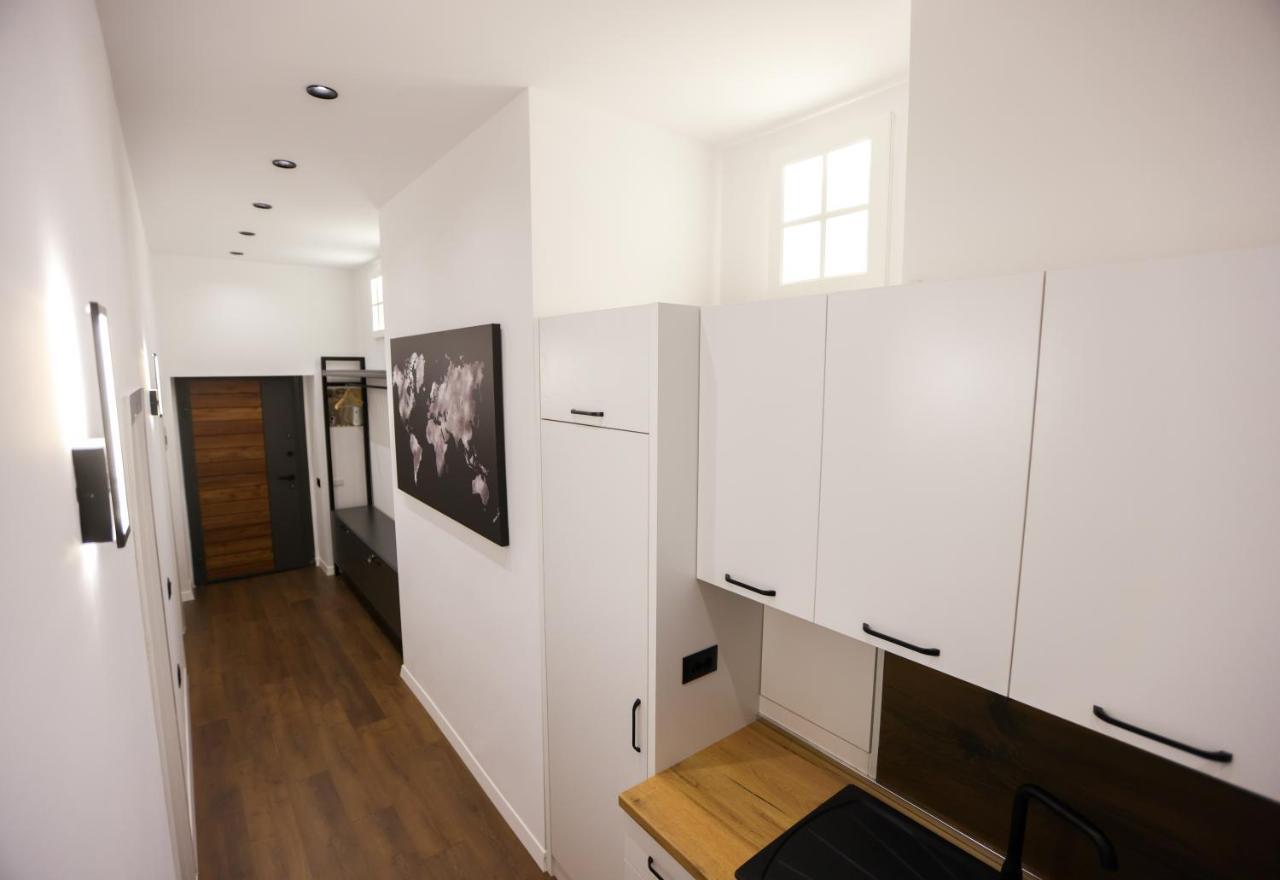 "Middlenest" Central Apartment Tirana Exterior photo
